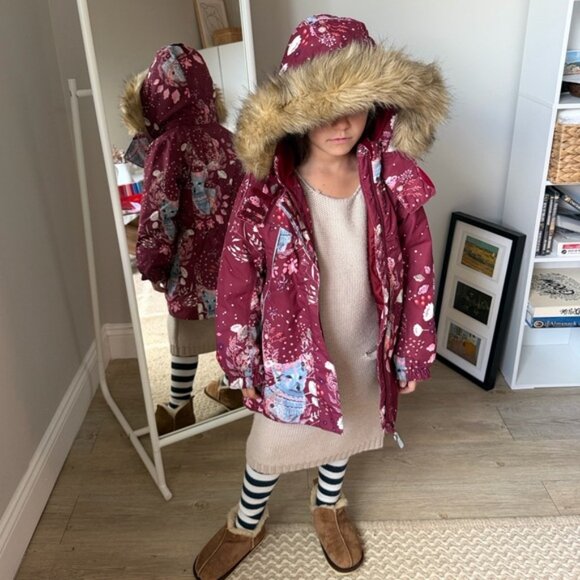 🌈 Reima 🌈 Girls' waterproof hooded jacket Muhvu Jam Red - Picture 3 of 16